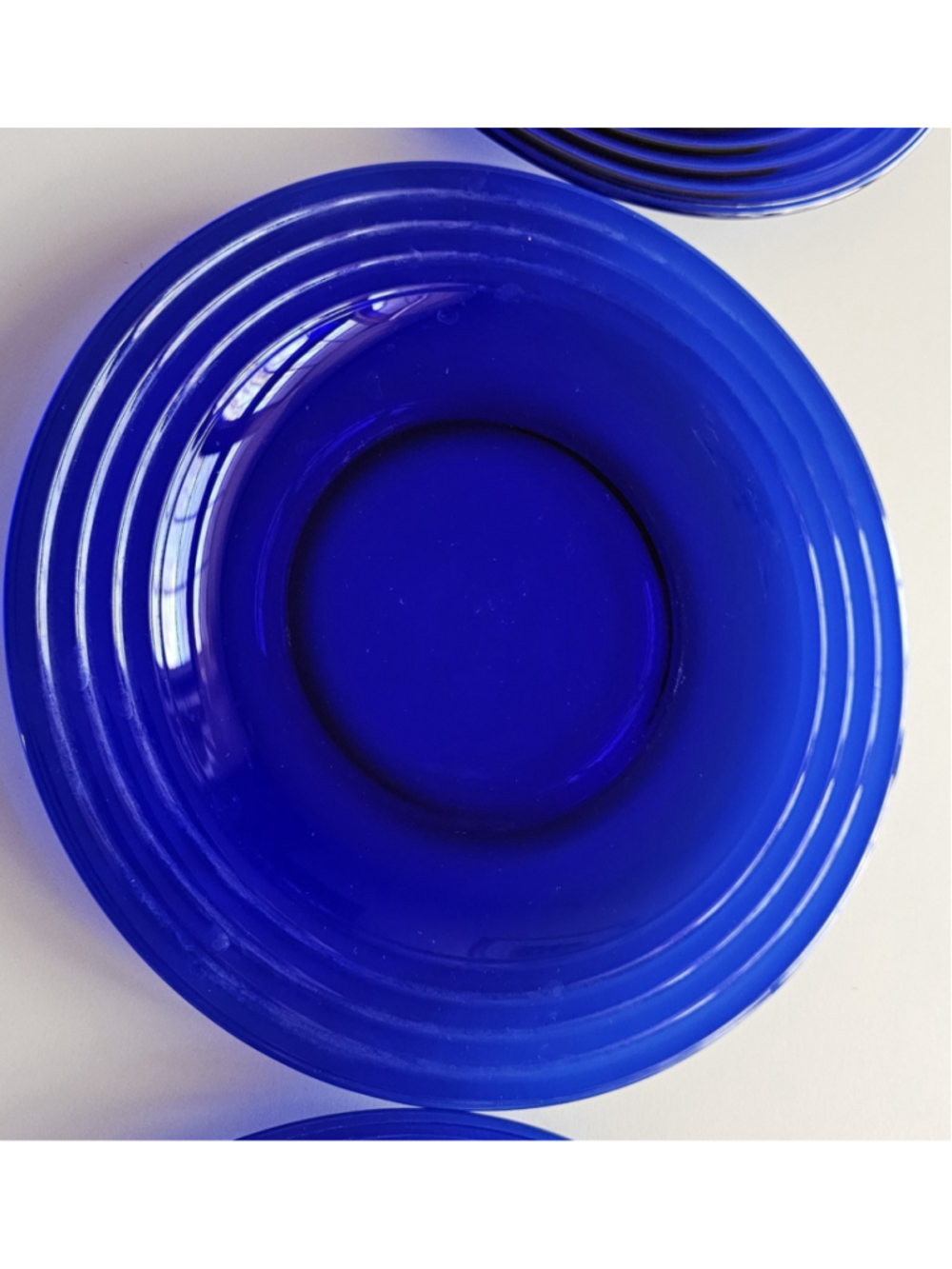 MCM Cobalt Blue Ribbed Glass Bowl & Plate Set – 3 Bowls 3 Plates Vintage - Picture 8 of 16